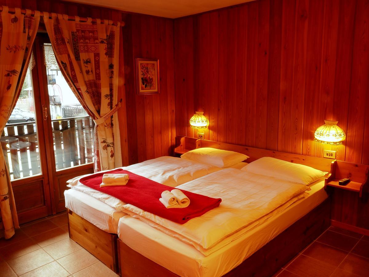 Albergo Alpenrose Ski&Bike Mountain Hotel Gressoney-Saint-Jean Exterior photo
